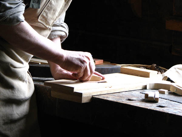 Nuestra <strong>carpintería de madera en  Nájera</strong> es una empresa de <strong>herencia familiar</strong>, por lo que  contamos con gran <strong>experiencia </strong>en la profesión.